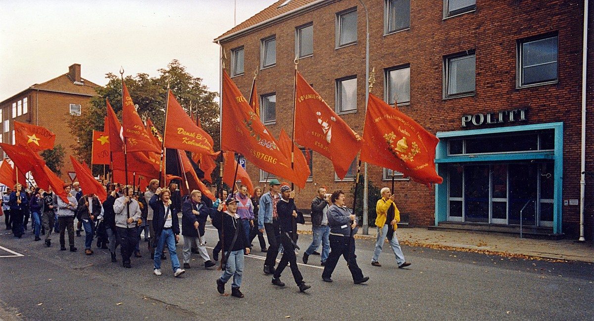Mange arbejdspladser, klubber og fagforeninger fra ind- og udland støttede strejken, også ved at sende deltagere til blokadevagten. Foto: Per Benny Paulsen.