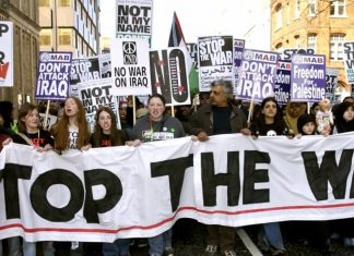 London anti-Iraq war demonstrators, 2003 - Source: https://dearkitty1.wordpress.com/2018/02/16/anti-iraq-war-demonstrations-2003-2018/
