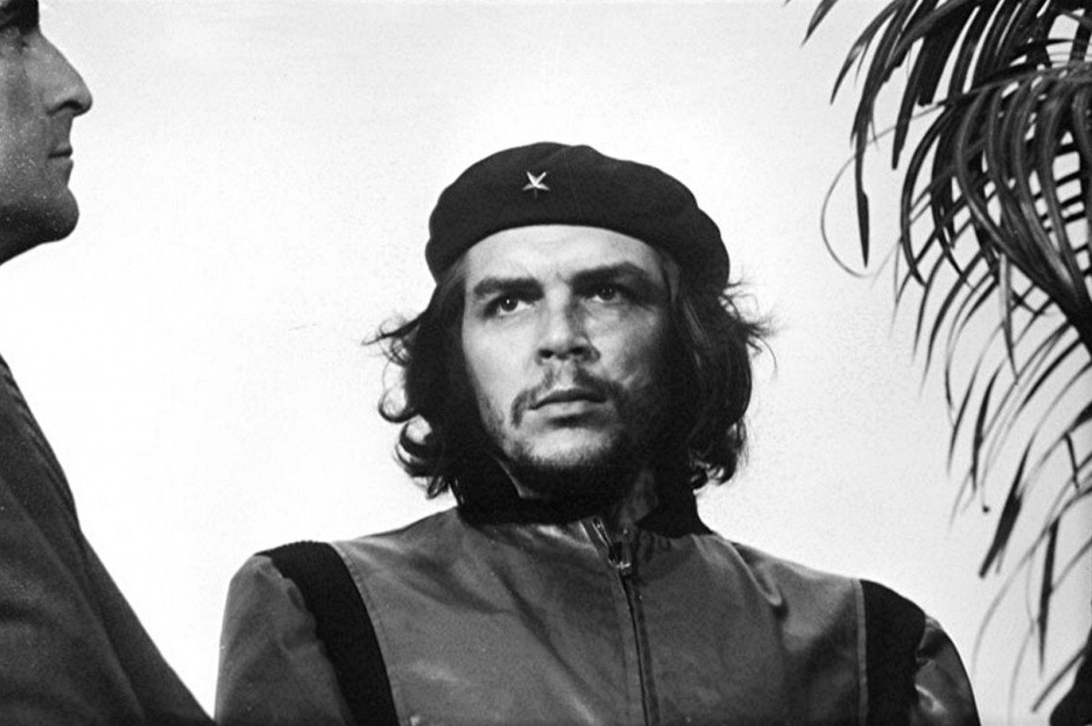 Guerrillero Heroico - Che Guevara at the funeral for the victims of the La Coubre explosion. Date: Photo taken on March 5, 1960, published within Cuba in 1961, internationally in 1967. Photographer: Alberto Diaz Gutierrez (Alberto Korda). Source: Museo Che Guevara, Havana, Cuba. Public Domain.