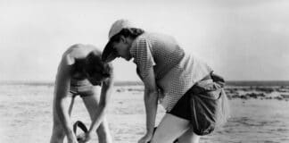 Rachel Carson conducts Marine Biology Research with Bob Hines — in the Atlantic (1952). Photo: the United States Fish and Wildlife Service. Collection: the National Digital Library. Public Domain. See below May 24, 1907.