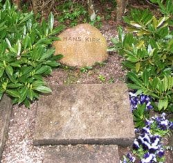 Gelsted's gravsted, hvor også Hans Kirk ligger, på Ordrup Kirkegård.