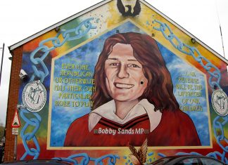 Bobby Sands murmaleri i Belfast, 17. April 2006. Foto: Olaf Baumann. (CC BY-SA 3.0). Source: Wikimedia Commons.