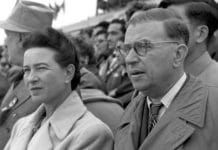 Simone de Beauvoir and Jean-Paul Sartre attended the ceremony of 6th Anniversary of Founding of Communist China in Beijing on 1 October 1955 in Tiananmen square, 1 October 1955. Photo: Liu Dong'ao, Xinhua News Agency. Public Domain. See 9. januar 1908 below.