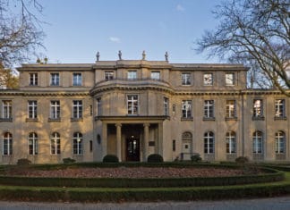 Villa Marlier in Wannsee, Berlin - Where in january 1942 Wannsee Conference was held, by the Naziparty in order to find the final solution of the Jewish question. Photo taken on 28 June 2013 by Adam Jones, Ph.D. (CC BY-SA 3.0).