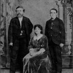 Eleanor Marx (middle) with Wilhelm Liebknecht (left) and Edward Aveling (right) photographed in New York while their tour to America in 1886. Photo: Unknown. Public Domain.