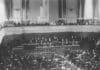 Theodor Herzl Addressing the First or Second Zionist Congress in Basel, Switzerland in 1897-8. Foto: Israeli Government Press Office. Public Domain.