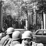 Students_and_the_Army,_University_of_Tehran_-_4_November_1978