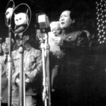 Chairman Mao Zedong announcing the founding of the People’s Republic of China on October 1 1949. Source: Sina.com. Foto: Hou Bo Public Domain.