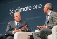 Former U.S. Vice President Al Gore sits down with Climate One's Greg Dalton to talk climate change, 24 July 2017. Photo: Caseyjon. (CC BY-SA 4.0).