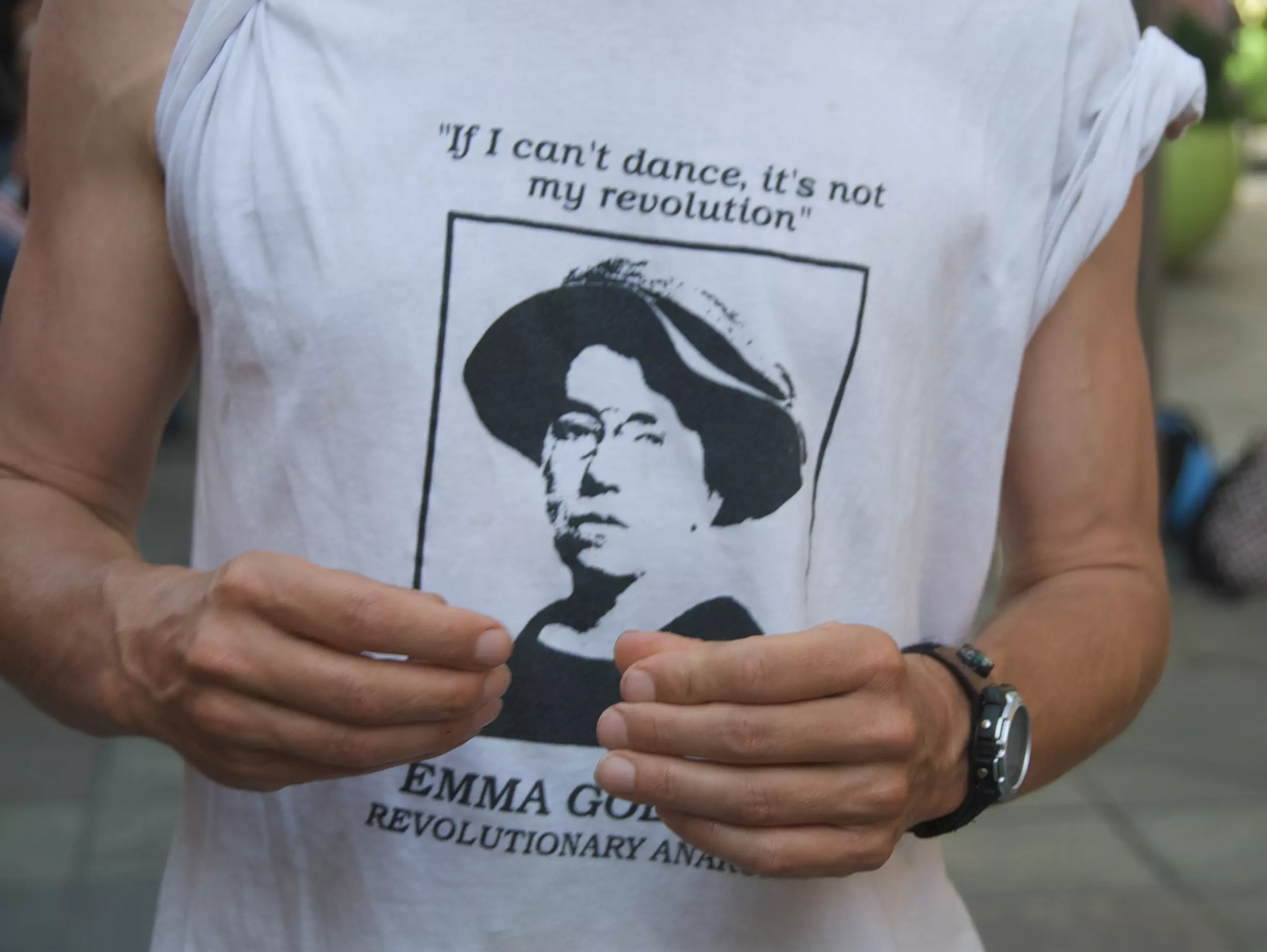 If I can't dance, it's not my revolution - Quote by Emma Goldman. Photo of t-shirt with slogan. Photo: Taken on August 24, 2008 by Steve Rhodes. (CC BY-NC-SA 2.0).