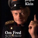 Bogforside: Om fred af humoristen og skuespilleren Jesper Klein. Udgivet af forlaget Lindhard og Ringhoff.