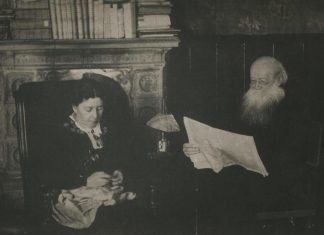 P.A.Kropotkin and his wife Sophia Grigorievna in their Dmitrov house, ca. 1920. Photo: Unknown.