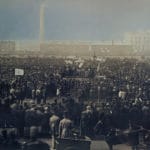 View of the Great Chartist Meeting on Kennington Common. (on 10 April 1848). This daguerreotype, purchased by Prince Albert, records the immense crowds at one of the Chartist rallies held in South London in 1848. Calling for political reform, and spurred on by the recent February Revolution in France, the Chartist movement was seen by many as a terrifying threat to the established order. Fears were so great that on the eve of the meeting pictured, the Duke of Wellington stationed troops across London and the royal family were removed to Osborne House on the Isle of Wight. Photo: Daguerreotype by William Edward Kilburn (1818 – 1891), restored by Bammesk. Public Domain.