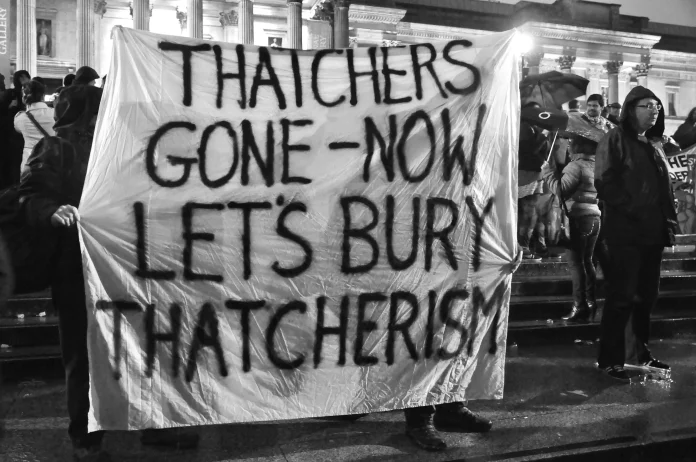 Thatchers Gone... - Thatcher Death Celebrations - Trafalgar Square. Photo: Taken on April 13, 2013 by EYE DJ. (CC BY-NC-ND 2.0).