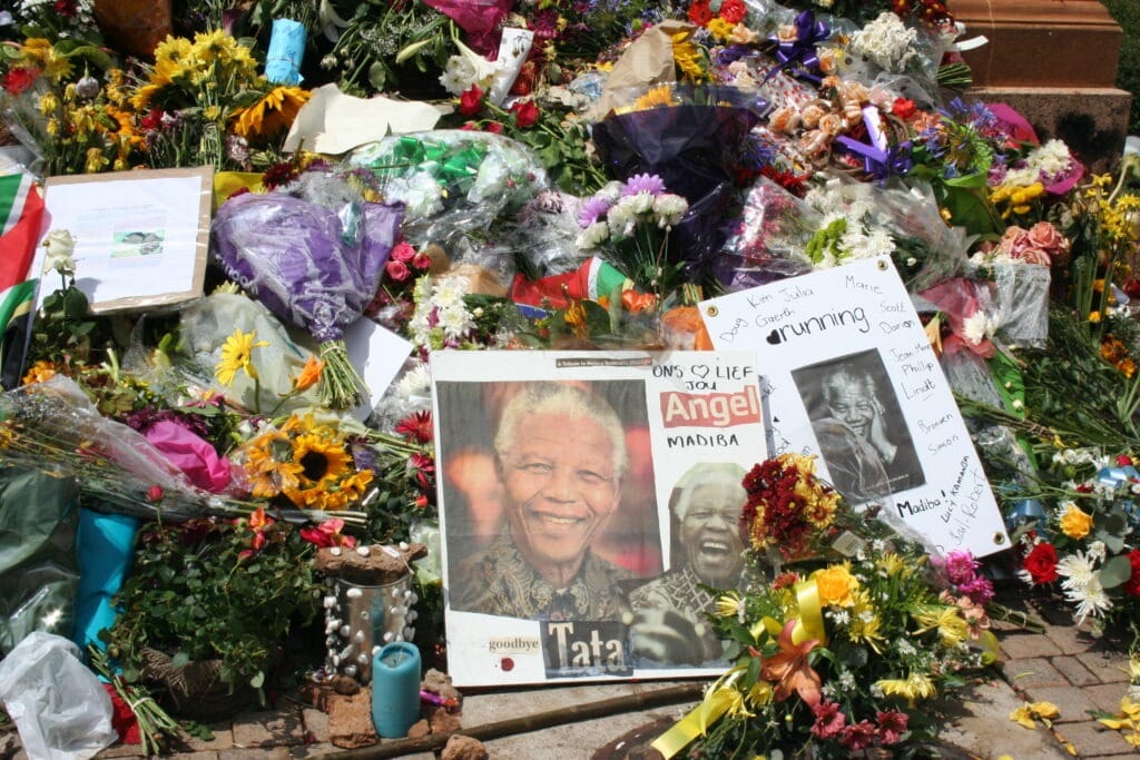 Day 2 - Mandela Memorial. Photo: Taken 11 December 2013 by Discott. (CC BY-SA 3.0).