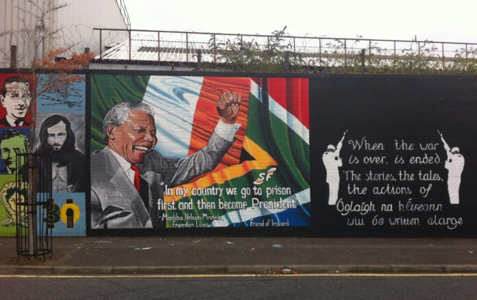Nelson Mandela Mural in Belfast, Northern Ireland. Photo: Taken on 6 October 2013 by Keith Ruffles. (CC BY 3.0).