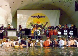 Bob Marley and The Wailers, The Summer of '80 Garden Party, Crystal Palace Concert Bowl, 7 June 1980. Photo: Tankfield. (CC BY-SA 3.0).