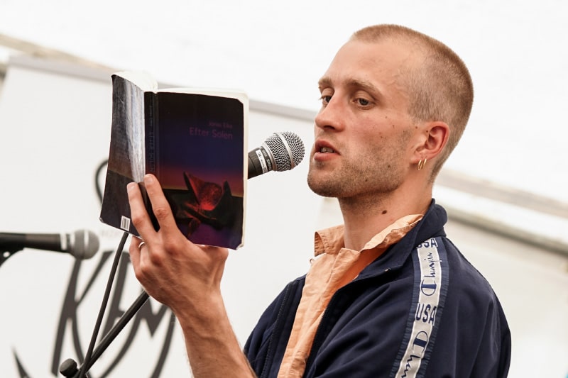 Jonas Eika at Litteraturexchange Festival, Aarhus 2019, 26. juni 2019. Foto: Hreinn Gudlaugsson. (CC BY-SA 4.0)
