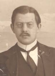 DKP-stifteren og formand 1919-26. Ernst Christiansen i 1915. Kilde: <a href="https://www.arbejdermuseet.dk/en/ernst-christiansen-i-bern/">Arbejdermuseet.</a>